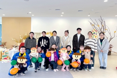 以一份温暖 换一身星光——太阳集团官网团委与曹桥行知幼儿园开展爱心结对活动